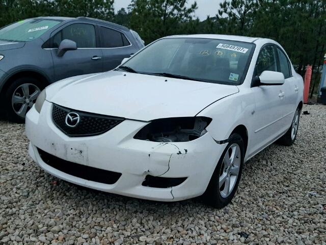 JM1BK12F451270487 - 2005 MAZDA 3 I WHITE photo 2