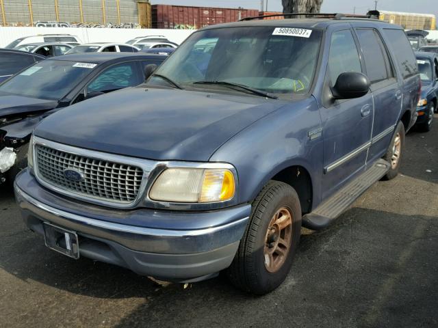 1FMRU1560YLB98583 - 2000 FORD EXPEDITION BLUE photo 2