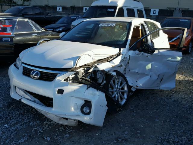 JTHKD5BH0C2072711 - 2012 LEXUS CT 200 WHITE photo 2