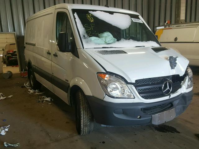 WD3PE7CC6D5755042 - 2013 MERCEDES-BENZ SPRINTER 2 WHITE photo 1
