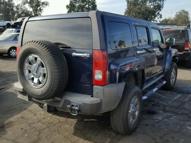 5GTDN13E878156954 - 2007 HUMMER H3 BLUE photo 4