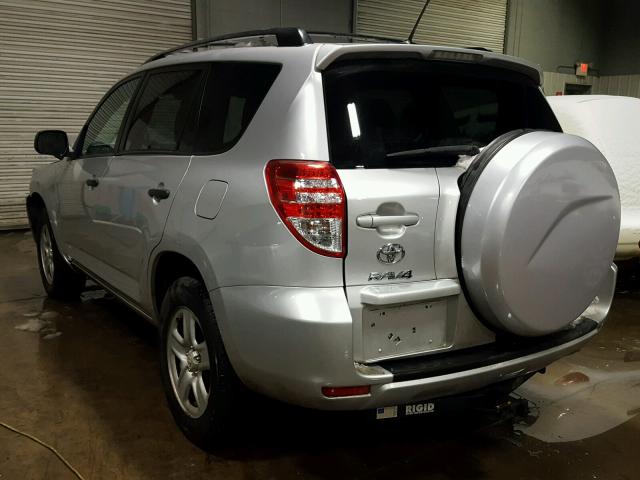 2T3BF4DV3CW208801 - 2012 TOYOTA RAV4 SILVER photo 3