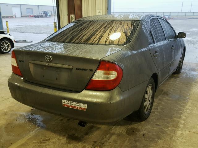 4T1BE32K14U914990 - 2004 TOYOTA CAMRY LE GRAY photo 4