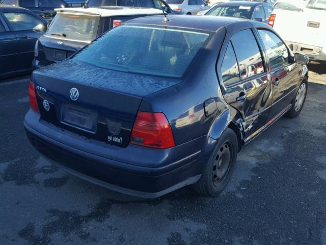 3VWRC29M9YM015781 - 2000 VOLKSWAGEN JETTA GL BLUE photo 4