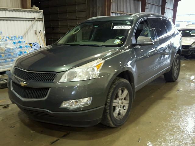 1GNKRGED2BJ182632 - 2011 CHEVROLET TRAVERSE L GRAY photo 2