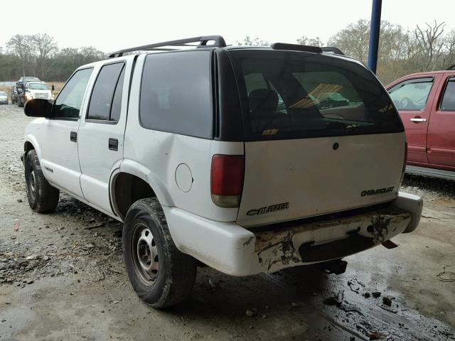 1GNDT13W11K203121 - 2001 CHEVROLET BLAZER WHITE photo 3