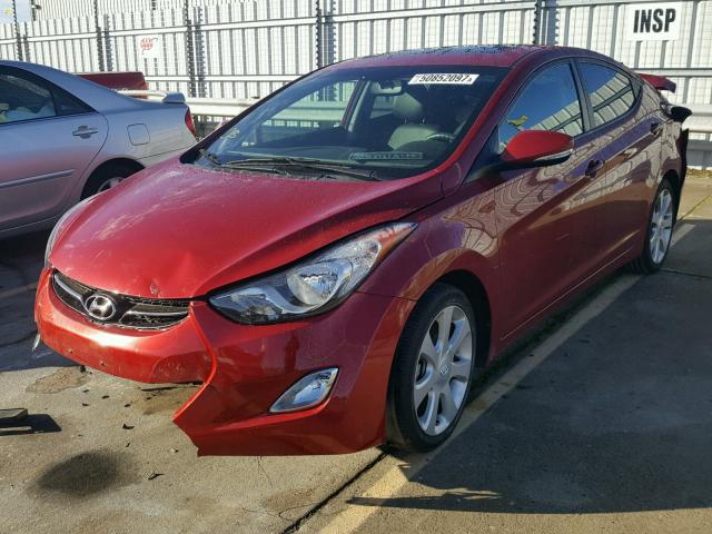 KMHDH4AEXDU745909 - 2013 HYUNDAI ELANTRA GL RED photo 2