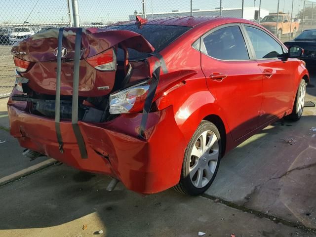 KMHDH4AEXDU745909 - 2013 HYUNDAI ELANTRA GL RED photo 4