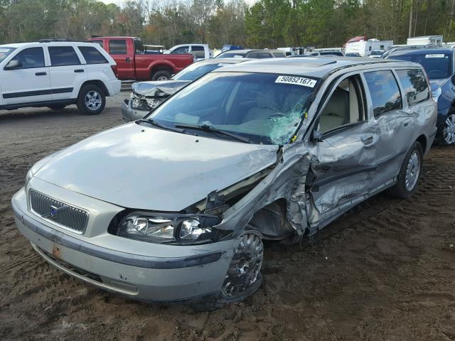 YV1SW61R112110241 - 2001 VOLVO V70 SILVER photo 2