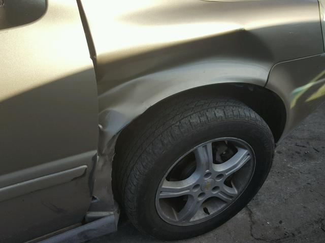 1GNDV33LX5D158704 - 2005 CHEVROLET UPLANDER L GOLD photo 9