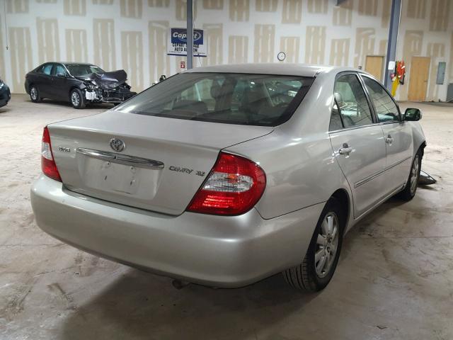 4T1BE30K34U795875 - 2004 TOYOTA CAMRY LE SILVER photo 4