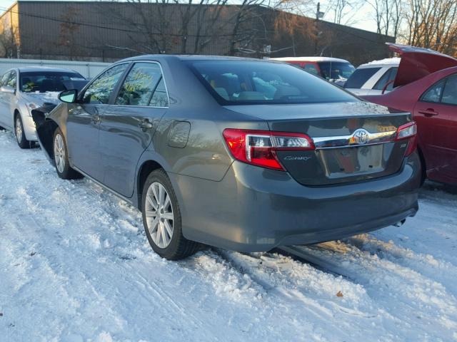 4T4BF1FK6DR335222 - 2013 TOYOTA CAMRY L GRAY photo 3