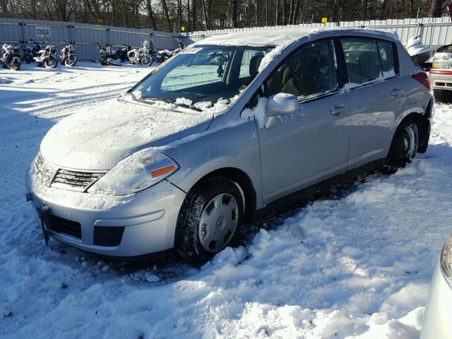 3N1BC13E89L377403 - 2009 NISSAN VERSA S SILVER photo 2