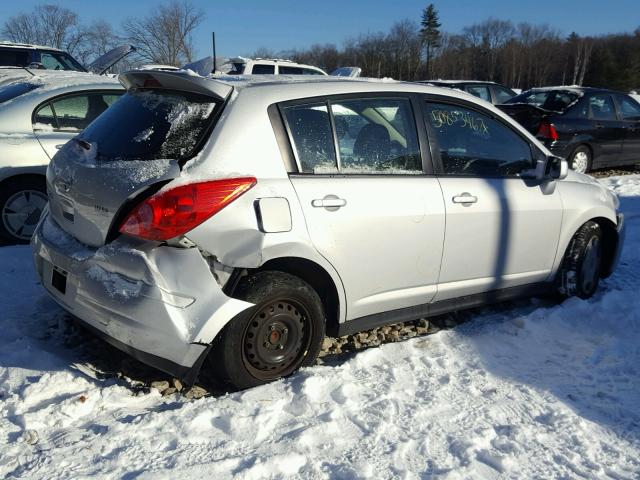 3N1BC13E89L377403 - 2009 NISSAN VERSA S SILVER photo 4