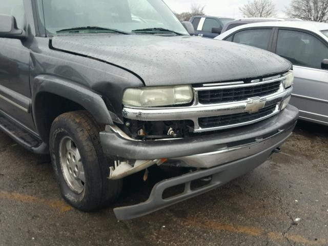 1GNEC16Z52J282469 - 2002 CHEVROLET SUBURBAN C GRAY photo 9