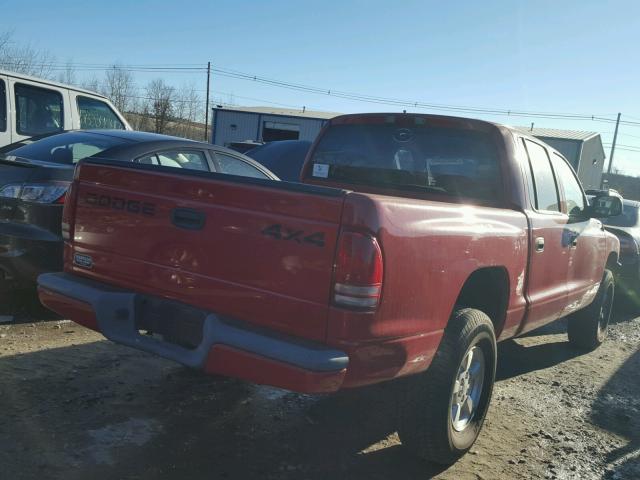 1B7HG38XX2S653198 - 2002 DODGE DAKOTA QUA RED photo 4