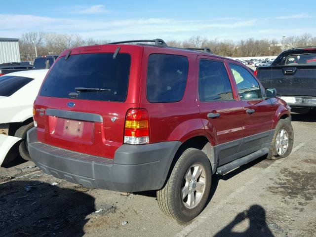 1FMCU03197KC02965 - 2007 FORD ESCAPE XLT RED photo 4