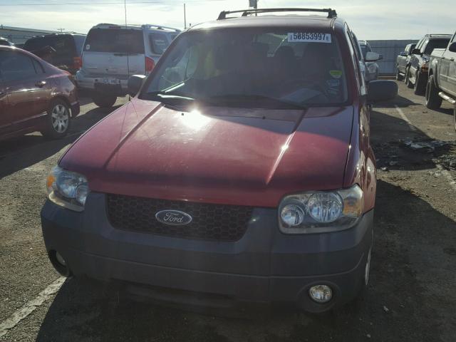 1FMCU03197KC02965 - 2007 FORD ESCAPE XLT RED photo 9