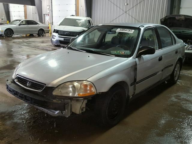 2HGEJ667XVH588858 - 1997 HONDA CIVIC LX SILVER photo 2