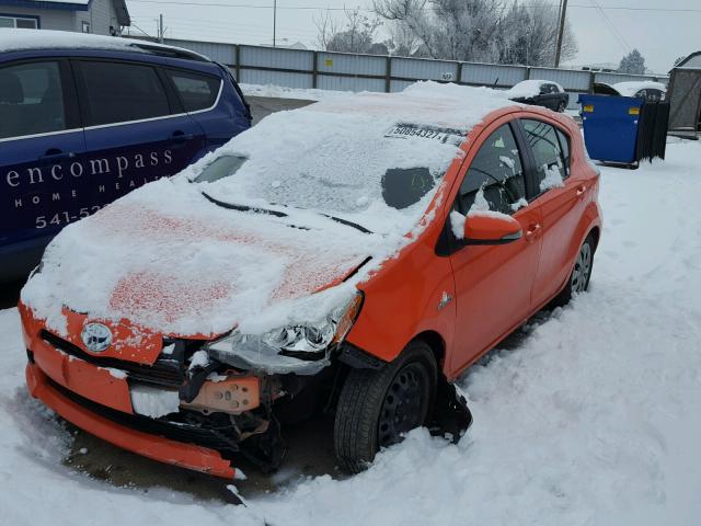 JTDKDTB30C1005171 - 2012 TOYOTA PRIUS C ORANGE photo 2