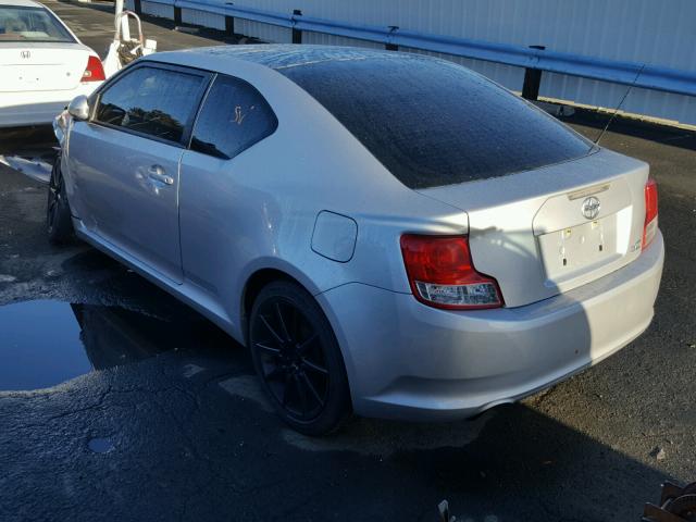 JTKJF5C70B3022308 - 2011 TOYOTA SCION TC SILVER photo 3