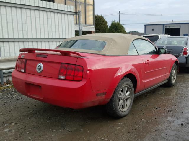 1ZVFT84N365221980 - 2006 FORD MUSTANG RED photo 4