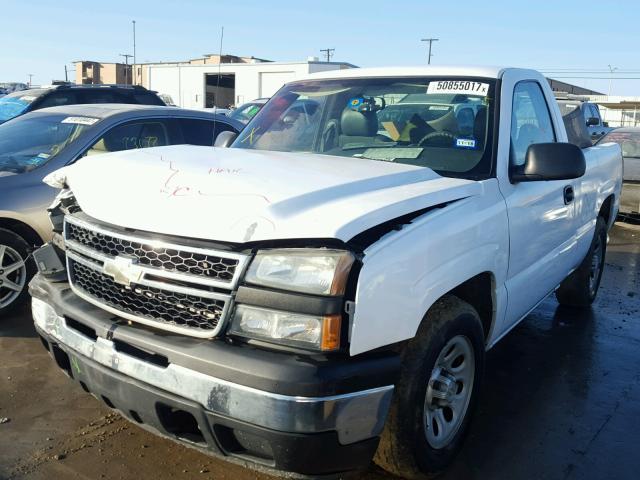 3GCEC14X67G161324 - 2007 CHEVROLET SILVERADO WHITE photo 2