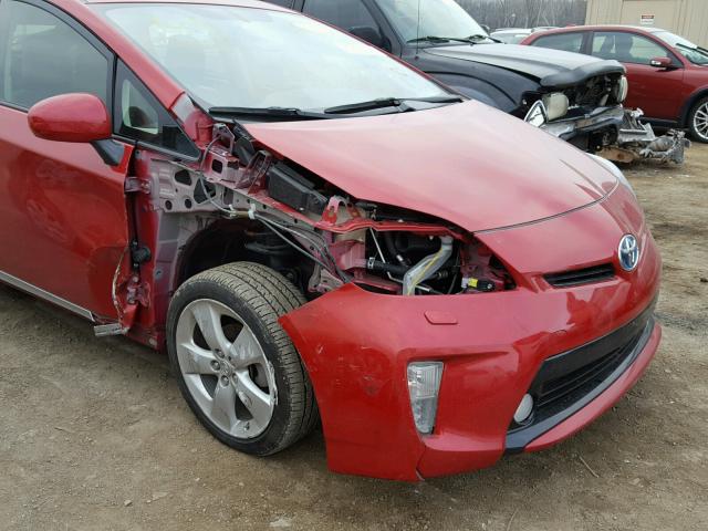 JTDKN3DU7E1773915 - 2014 TOYOTA PRIUS RED photo 9