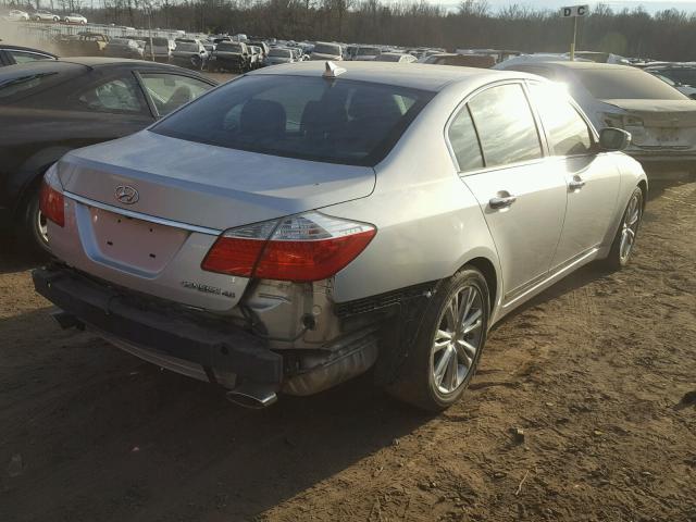 KMHGC46F29U044169 - 2009 HYUNDAI GENESIS 4. SILVER photo 4