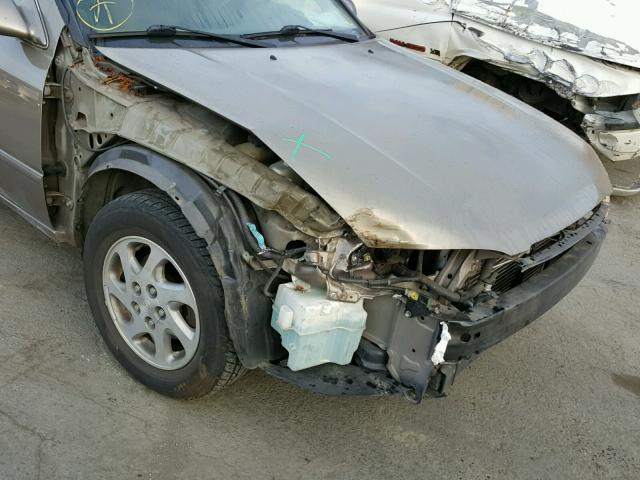JT2BF22K6X0165992 - 1999 TOYOTA CAMRY LE 金色 照片 9
