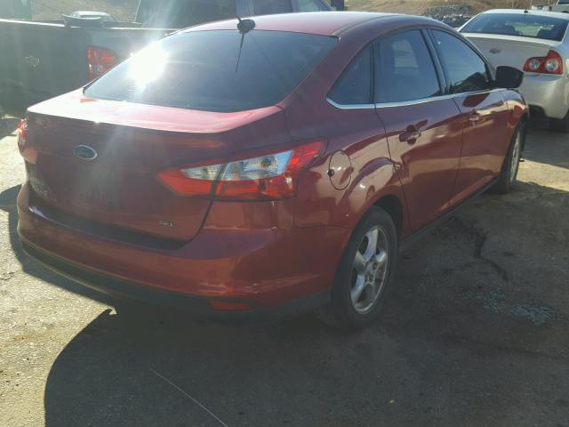 1FAHP3H27CL276898 - 2012 FORD FOCUS SEL RED photo 4