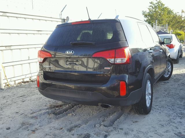 5XYKT4A62FG635833 - 2015 KIA SORENTO LX BLACK photo 4