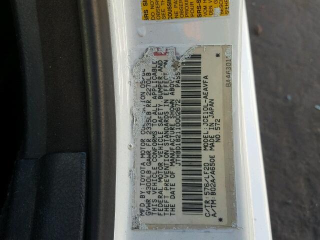 JTHBD182110002672 - 2001 LEXUS IS 300 WHITE photo 10