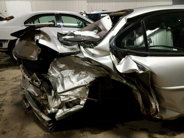 1G2WK52J31F269054 - 2001 PONTIAC GRAND PRIX 银色 照片 9