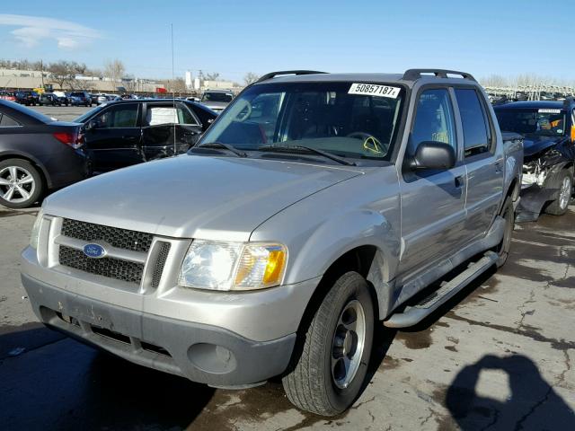 1FMZU67K15UA43229 - 2005 FORD EXPLORER S SILVER photo 2