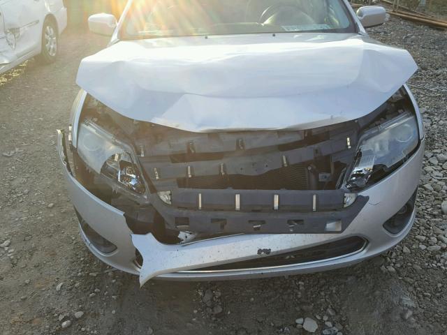 3FAHP0HA9AR127445 - 2010 FORD FUSION SE SILVER photo 7