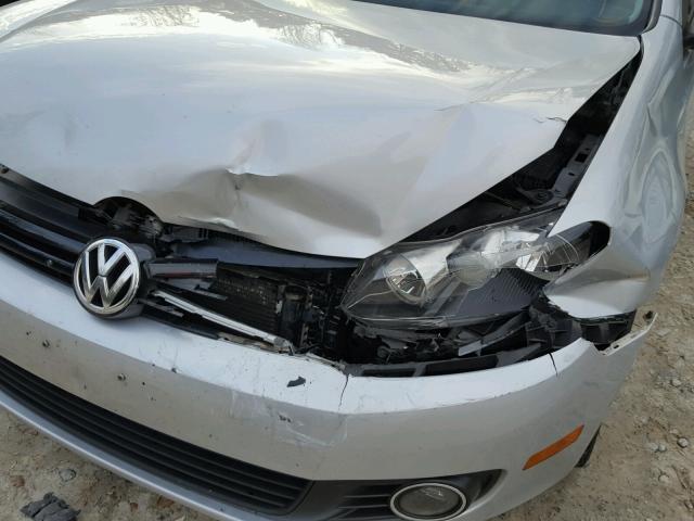WVWNM9AJXBW239920 - 2011 VOLKSWAGEN GOLF 银色 照片 9
