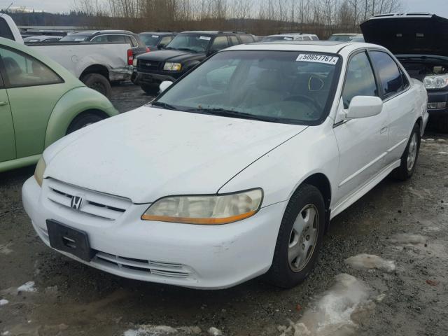 1HGCG16571A040476 - 2001 HONDA ACCORD EX WHITE photo 2