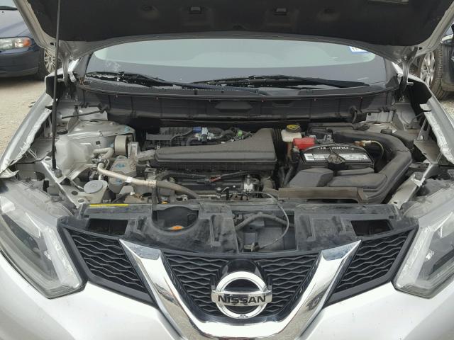 KNMAT2MT0FP504642 - 2015 NISSAN ROGUE S SILVER photo 7