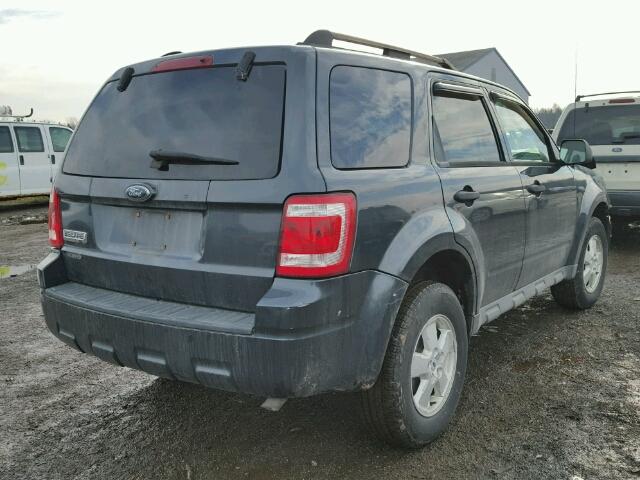 1FMCU03729KC59175 - 2009 FORD ESCAPE XLT GRAY photo 4