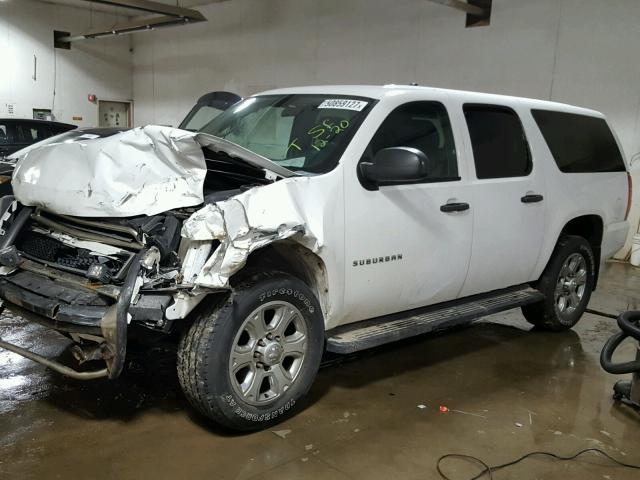 1GNWK5EG2CR141392 - 2012 CHEVROLET SUBURBAN K WHITE photo 2