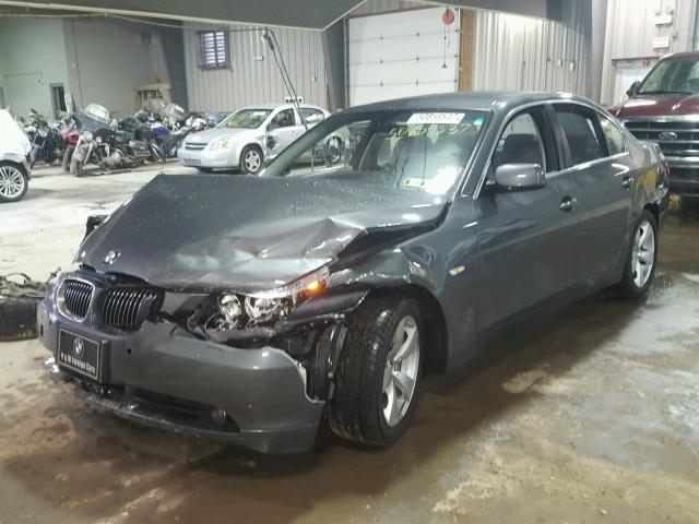 WBANE53567CW66989 - 2007 BMW 525 I GRAY photo 2