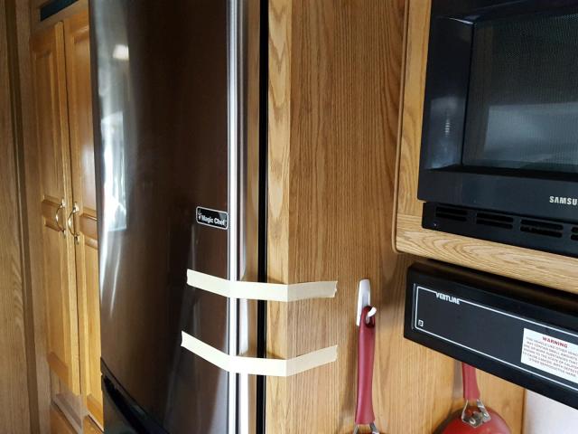 4XTFS2923YC117259 - 2000 THOR TAHOE WHITE photo 7