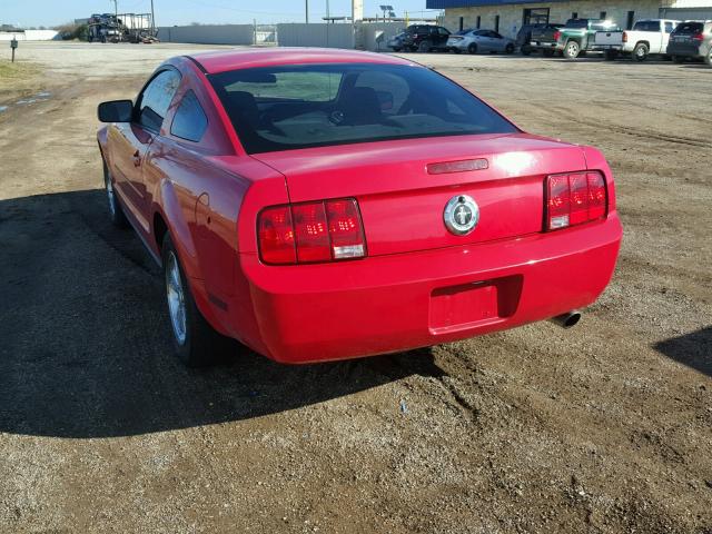 1ZVHT80N885176861 - 2008 FORD MUSTANG RED photo 3