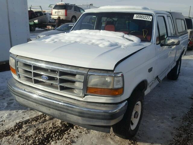 1FTEX14N5NKA91081 - 1992 FORD F150 WHITE photo 2