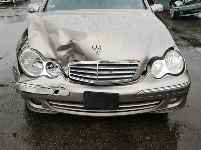 WDBRF92H67F903207 - 2007 MERCEDES-BENZ C 280 4MAT GRAY photo 7