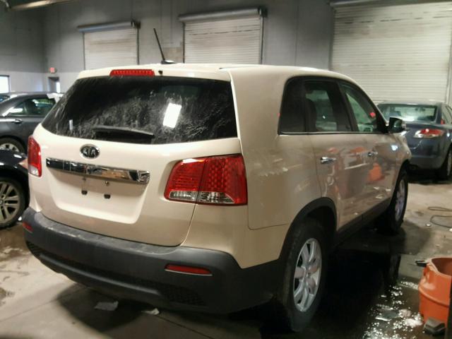 5XYKT3A15BG078666 - 2011 KIA SORENTO BA TAN photo 4