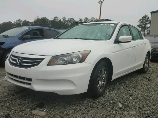 1HGCP2F60BA102784 - 2011 HONDA ACCORD SE WHITE photo 2