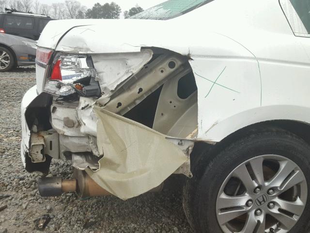 1HGCP2F60BA102784 - 2011 HONDA ACCORD SE WHITE photo 9