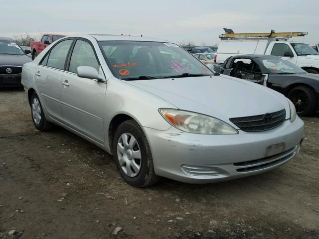 4T1BE32K32U623095 - 2002 TOYOTA CAMRY LE SILVER photo 1